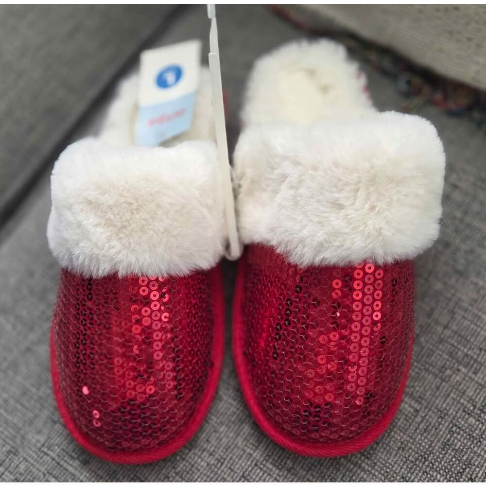 BNWT Girls Red Sequin Slippers | Fuzzy Faux Fur Lined House Shoes | Size Large